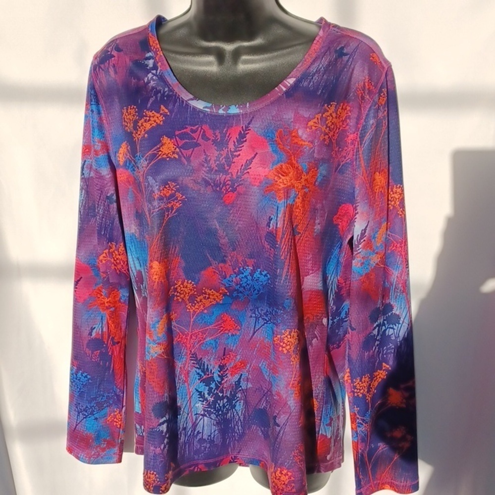Reel Legends Long Sleeve Floral Performance Top, Red/Purple/Blue, L, 21"PTP, 24L